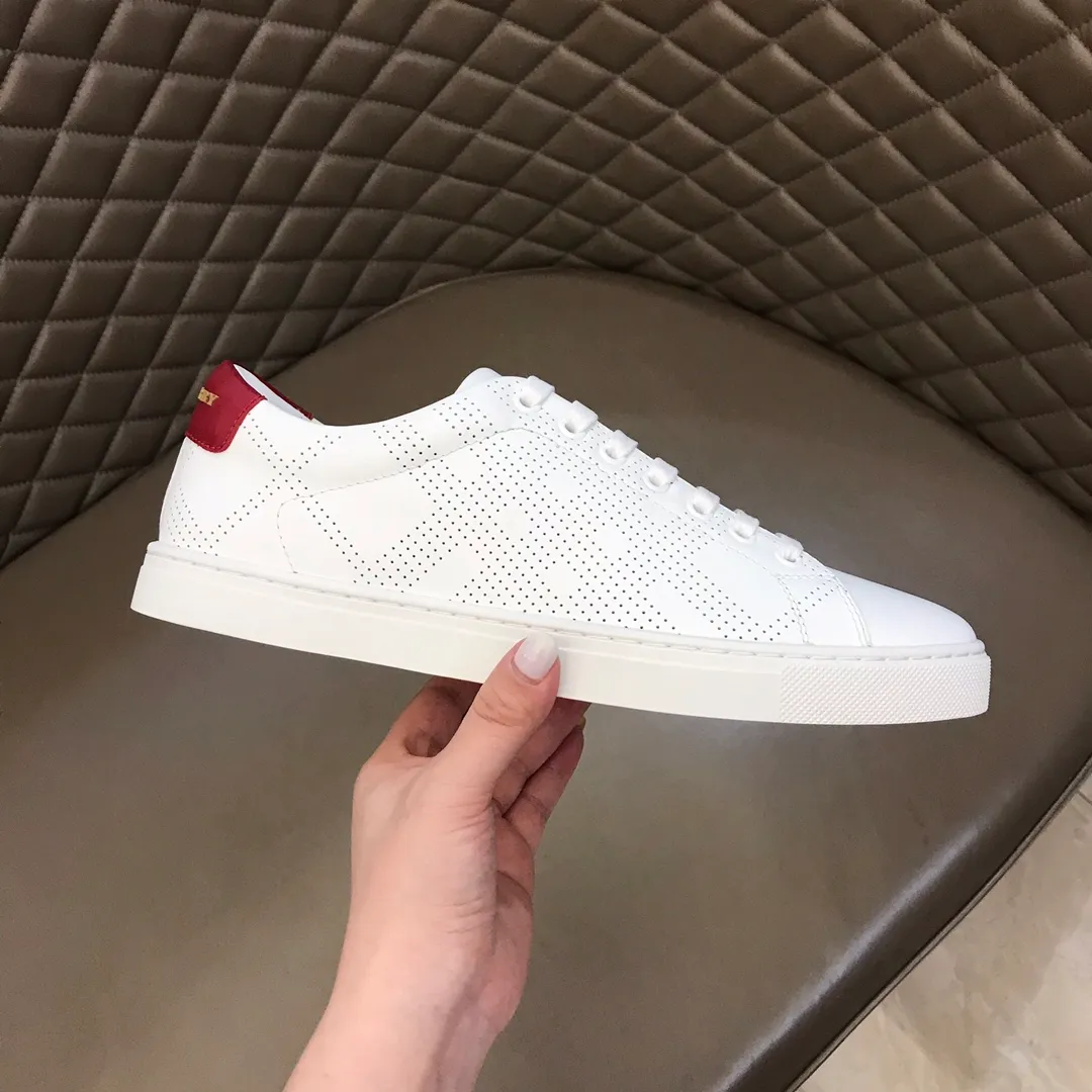 p380 ▫️B Home🆕Original boutique, classic plaid men's casual sneakers, made of selected calfskin, 100% original Burberry special fabrics! KPU puncture method on the back decorated with Burberry three-dimensional logo, original outsole 38/45